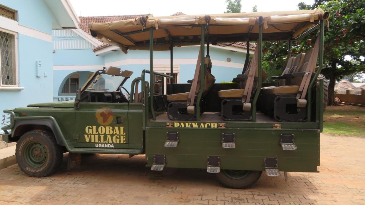 Global Village Hotel Pakwach Kültér fotó